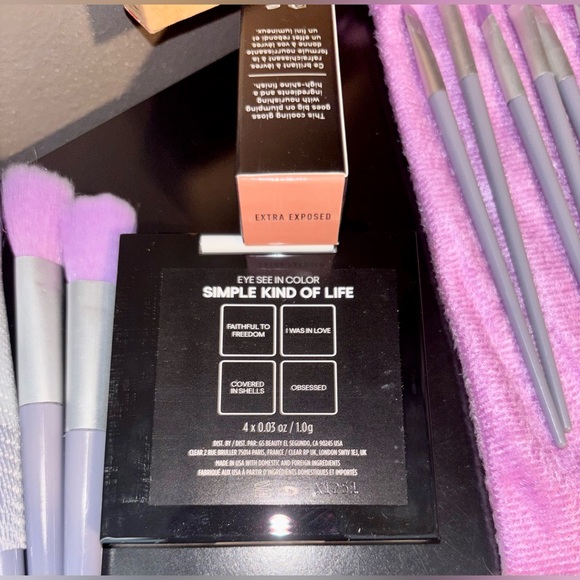GXVE & MORPHE MAKEUP BUNDLE - Picture 7 of 13